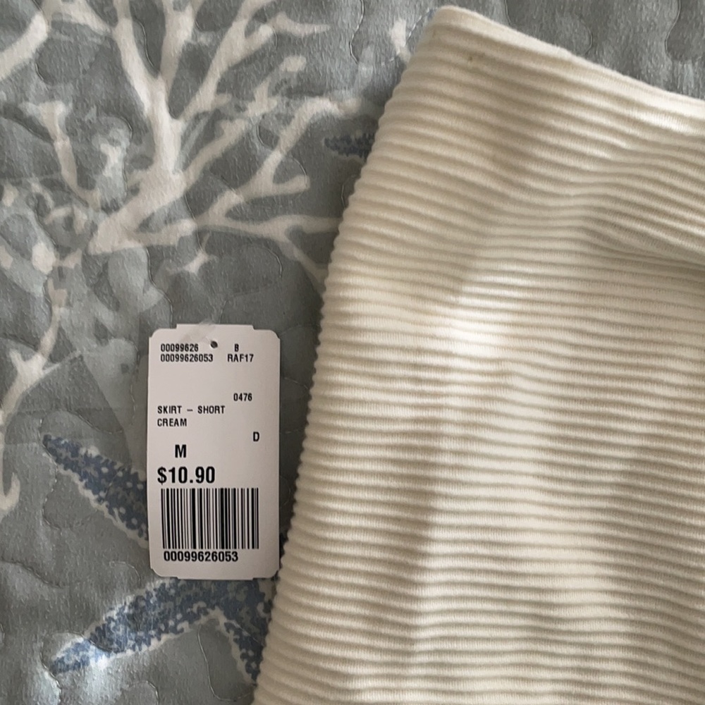 Forever 21 Ribbed Skirt - Picture 3 of 3